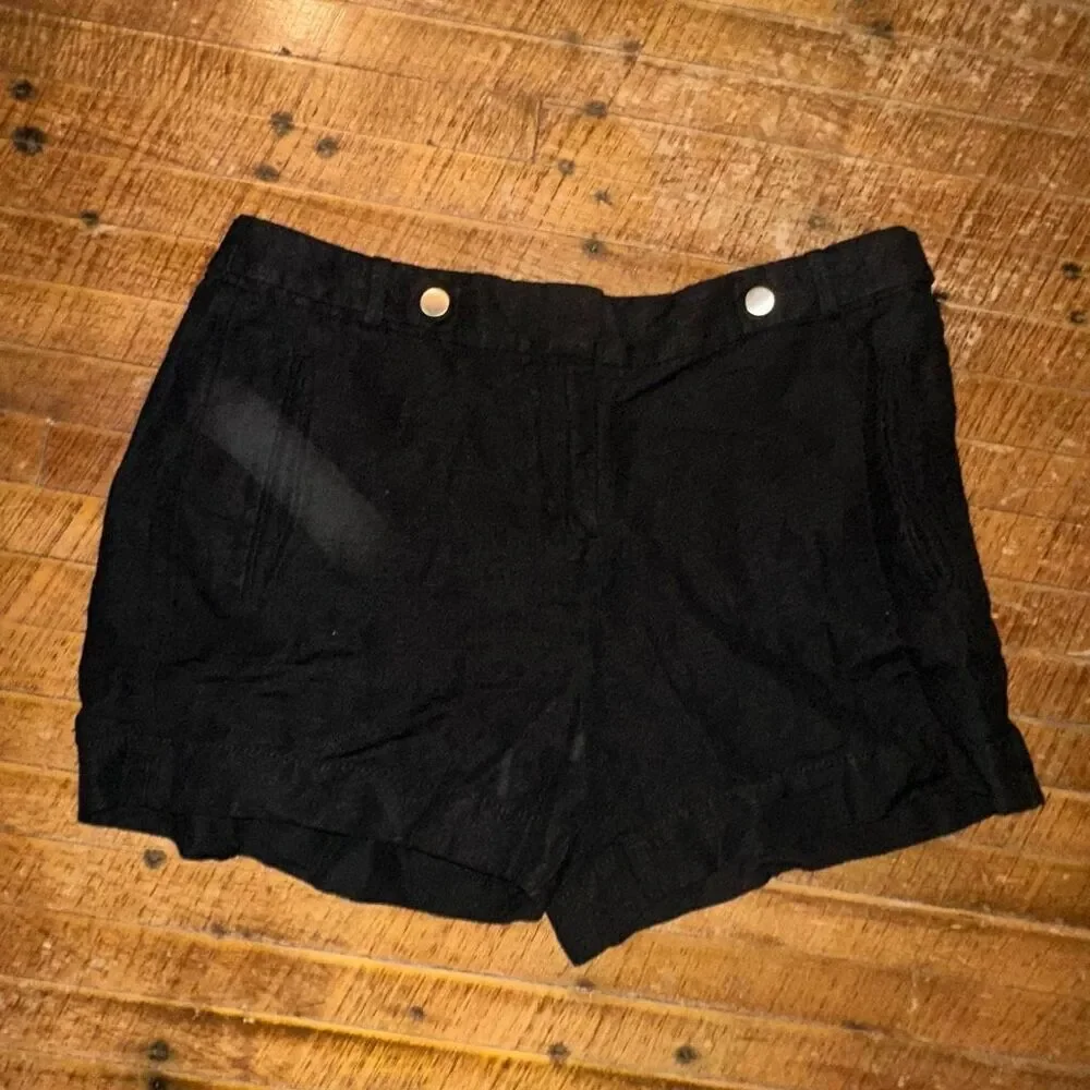 White House Black Market black classic 6 short shorts
